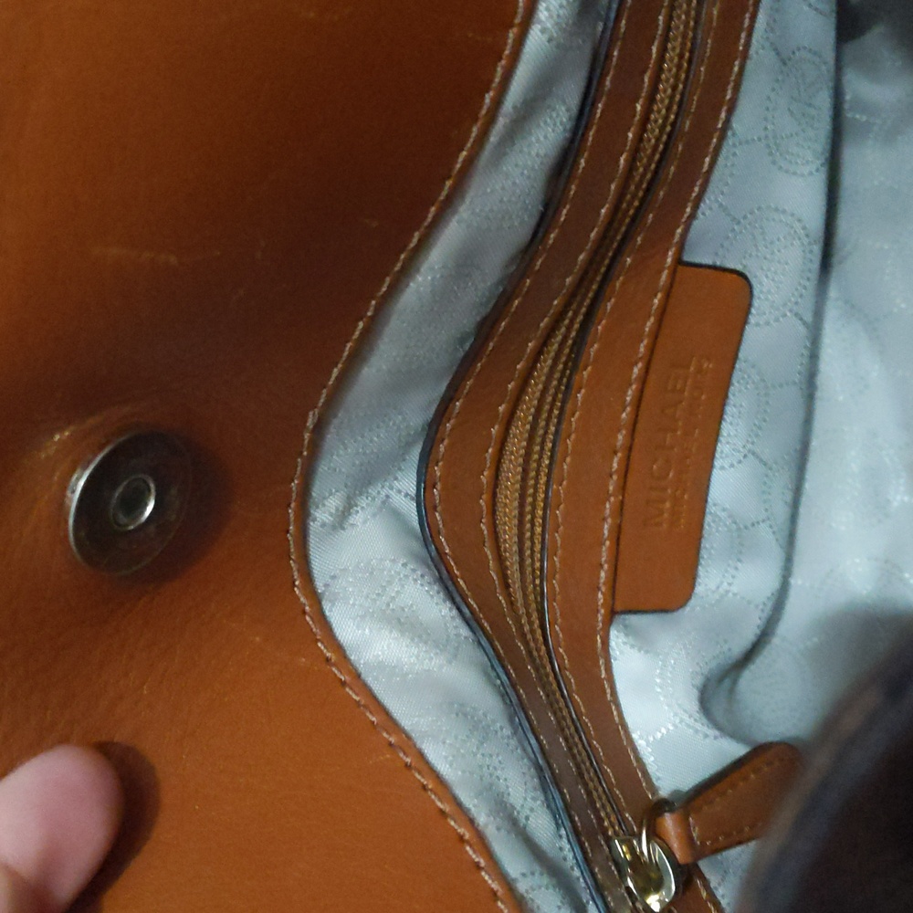 Michael kors Hamilton purse and wallet - Picture 12 of 16